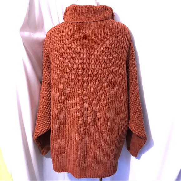 Free People sweater - Picture 7 of 8